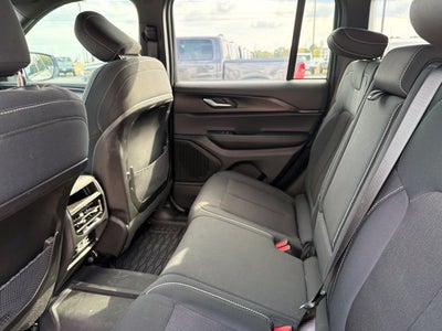 2025 Jeep Grand Cherokee Laredo X 4x2