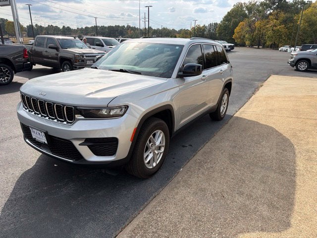 2025 Jeep Grand Cherokee Laredo X 4x2