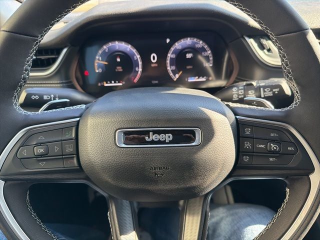 2025 Jeep Grand Cherokee GRAND CHEROKEE ALTITUDE 4X2