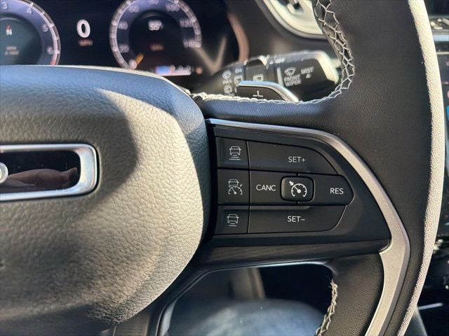 2025 Jeep Grand Cherokee GRAND CHEROKEE ALTITUDE 4X2