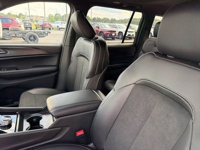 2025 Jeep Grand Cherokee GRAND CHEROKEE ALTITUDE X 4X2