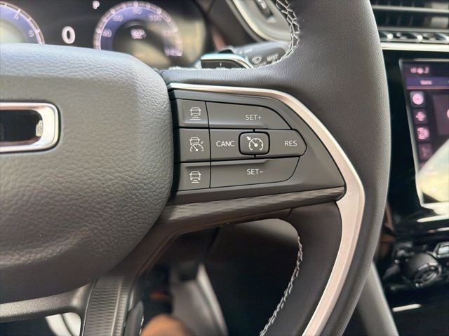 2025 Jeep Grand Cherokee GRAND CHEROKEE ALTITUDE X 4X2