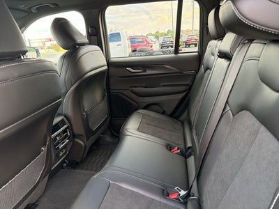 2025 Jeep Grand Cherokee GRAND CHEROKEE ALTITUDE X 4X2