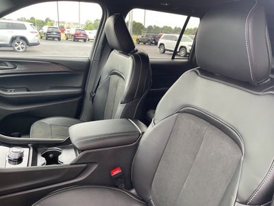 2025 Jeep Grand Cherokee GRAND CHEROKEE ALTITUDE X 4X2