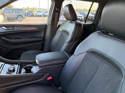 2025 Jeep Grand Cherokee GRAND CHEROKEE ALTITUDE X 4X2