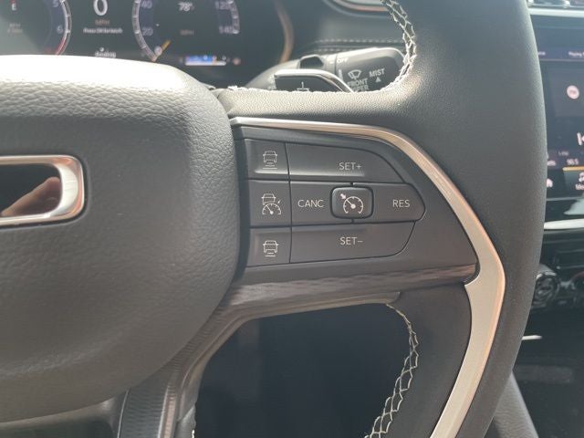 2025 Jeep Grand Cherokee GRAND CHEROKEE LAREDO X 4X2