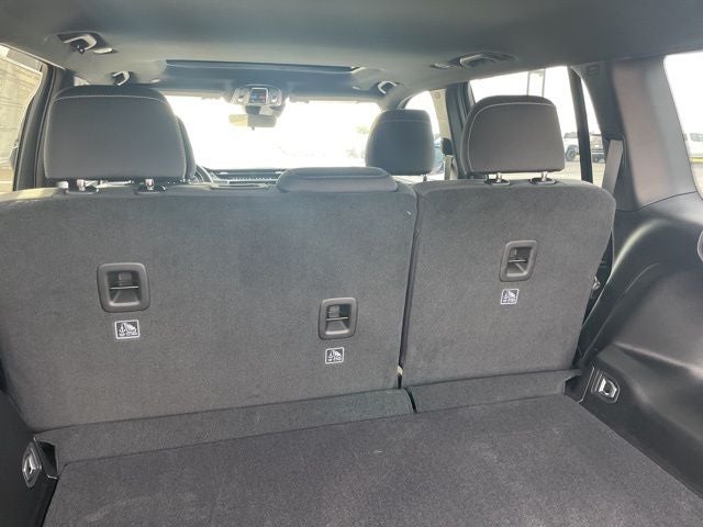 2025 Jeep Grand Cherokee GRAND CHEROKEE LAREDO X 4X2