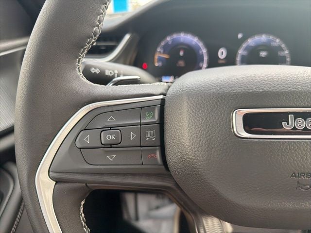 2025 Jeep Grand Cherokee GRAND CHEROKEE ALTITUDE 4X2