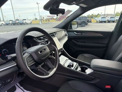 2025 Jeep Grand Cherokee GRAND CHEROKEE ALTITUDE 4X2