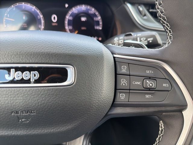 2025 Jeep Grand Cherokee GRAND CHEROKEE ALTITUDE 4X2