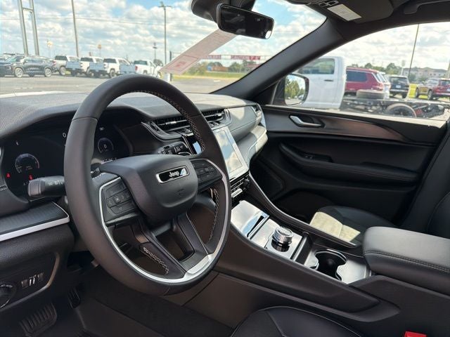 2025 Jeep Grand Cherokee GRAND CHEROKEE ALTITUDE 4X2