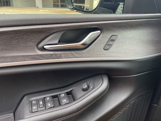 2025 Jeep Grand Cherokee GRAND CHEROKEE LIMITED 4X2