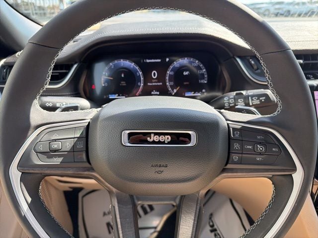 2025 Jeep Grand Cherokee GRAND CHEROKEE LIMITED 4X2