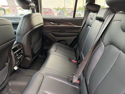 2025 Jeep Grand Cherokee GRAND CHEROKEE LIMITED 4X2