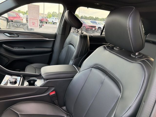 2025 Jeep Grand Cherokee GRAND CHEROKEE LIMITED 4X2