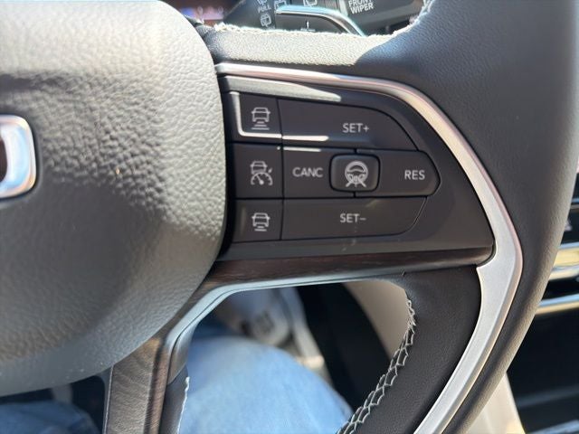 2026 Jeep Grand Cherokee GRAND CHEROKEE LIMITED 4X2