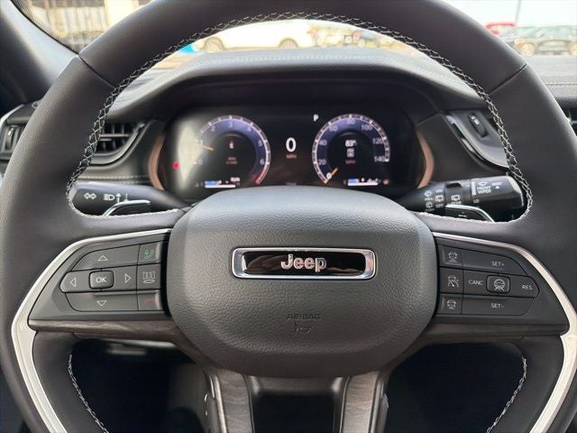 2026 Jeep Grand Cherokee GRAND CHEROKEE L LAREDO ALTITUDE 4X2