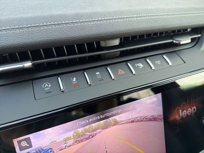 2026 Jeep Grand Cherokee GRAND CHEROKEE L LAREDO ALTITUDE 4X2