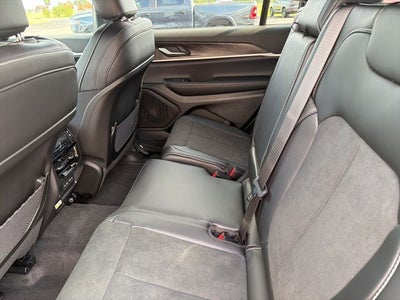 2026 Jeep Grand Cherokee GRAND CHEROKEE L LAREDO ALTITUDE 4X2