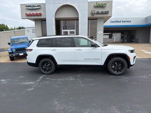 2026 Jeep Grand Cherokee GRAND CHEROKEE L LAREDO ALTITUDE 4X2