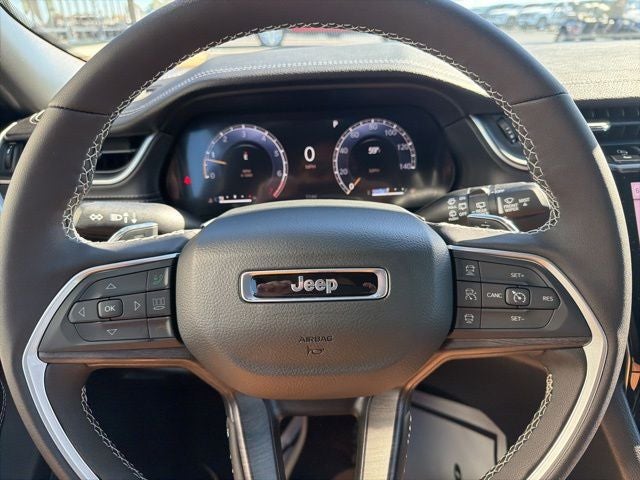 2025 Jeep Grand Cherokee GRAND CHEROKEE L LIMITED 4X2