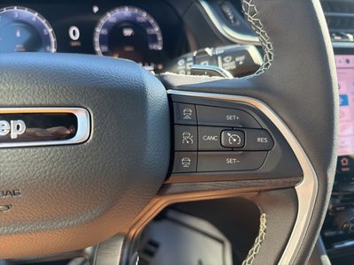 2025 Jeep Grand Cherokee GRAND CHEROKEE L LIMITED 4X2