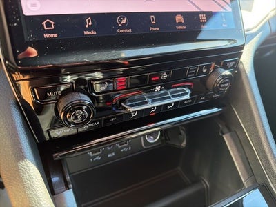 2025 Jeep Grand Cherokee GRAND CHEROKEE L LIMITED 4X2