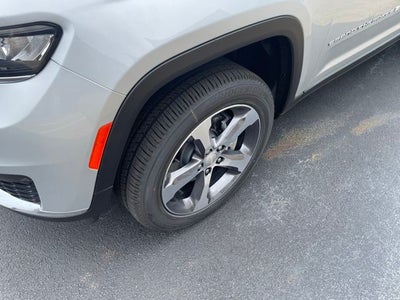 2025 Jeep Grand Cherokee GRAND CHEROKEE L LIMITED 4X2