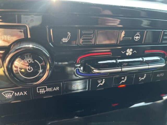 2025 Jeep Grand Cherokee GRAND CHEROKEE L LIMITED 4X2