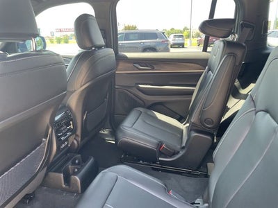 2025 Jeep Grand Cherokee GRAND CHEROKEE L LIMITED 4X2