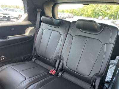 2025 Jeep Grand Cherokee GRAND CHEROKEE L LIMITED 4X2