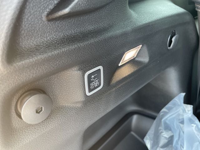 2025 Jeep Grand Cherokee GRAND CHEROKEE L LIMITED 4X2