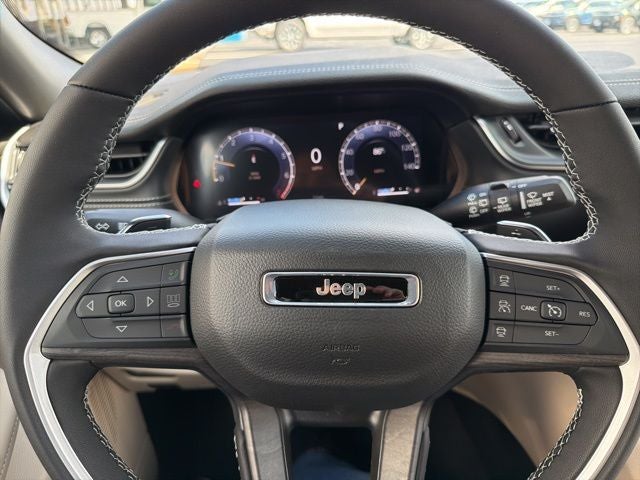 2025 Jeep Grand Cherokee GRAND CHEROKEE L LIMITED 4X2