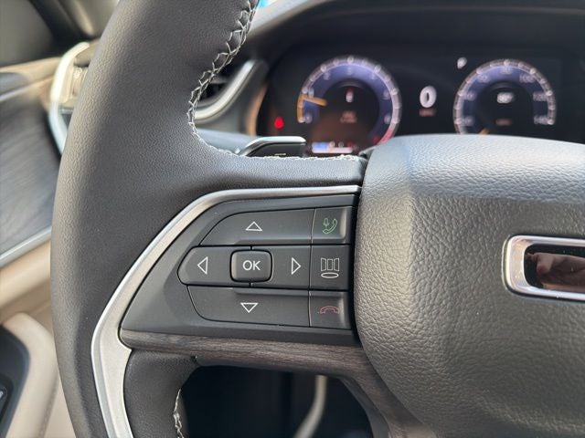 2025 Jeep Grand Cherokee GRAND CHEROKEE L LIMITED 4X2