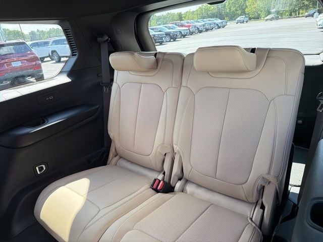 2025 Jeep Grand Cherokee GRAND CHEROKEE L LIMITED 4X2