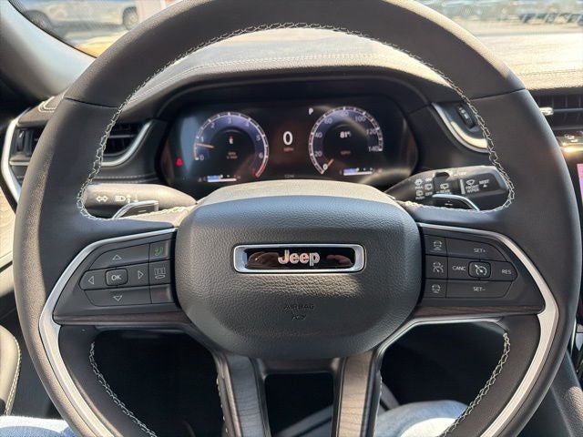 2025 Jeep Grand Cherokee GRAND CHEROKEE L LIMITED 4X2