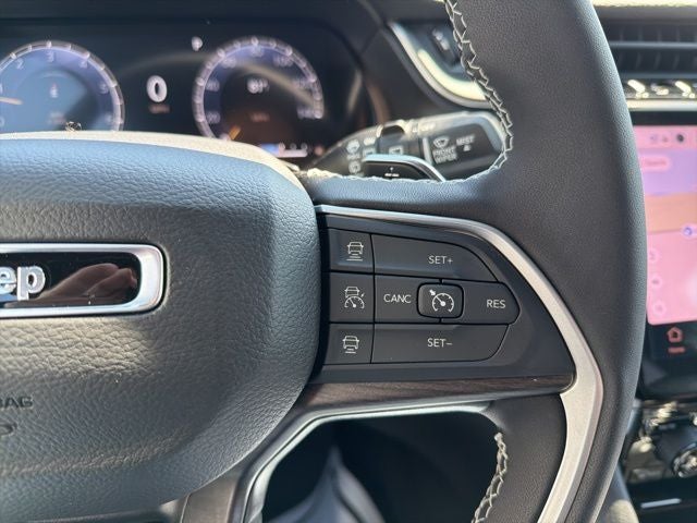 2025 Jeep Grand Cherokee GRAND CHEROKEE L LIMITED 4X2