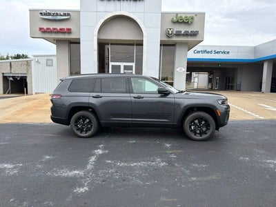 2026 Jeep Grand Cherokee GRAND CHEROKEE L LAREDO ALTITUDE 4X4