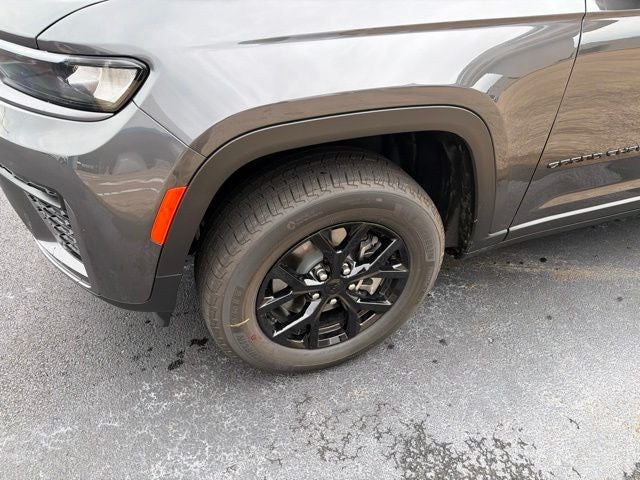 2026 Jeep Grand Cherokee GRAND CHEROKEE L LAREDO ALTITUDE 4X4