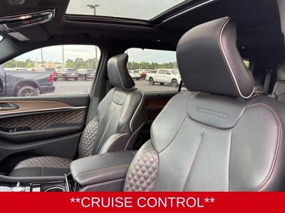 2023 Jeep Grand Cherokee L Summit 4x4