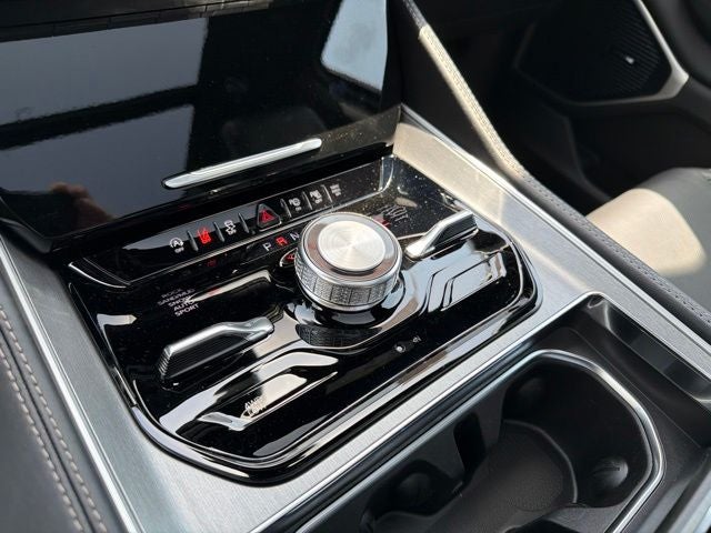 2026 Jeep Grand Wagoneer GRAND WAGONEER UPLAND 4X4