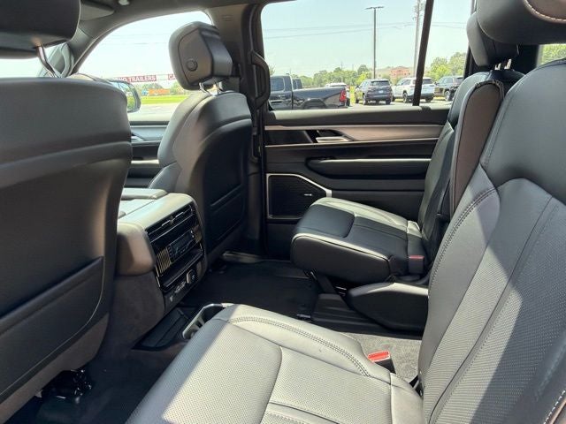 2026 Jeep Grand Wagoneer GRAND WAGONEER UPLAND 4X4