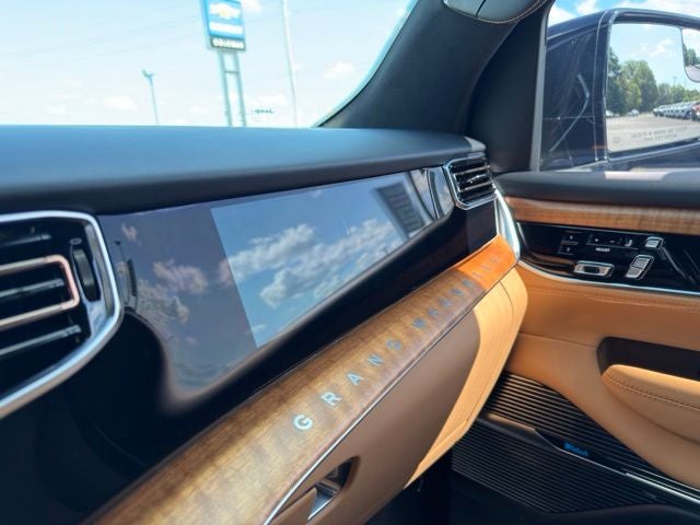 2024 Jeep Grand Wagoneer Series III - Photo 26