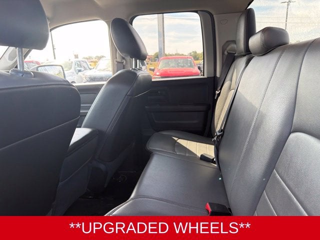 2022 RAM 1500 Classic Tradesman Quad Cab 4x2 6'4' Box