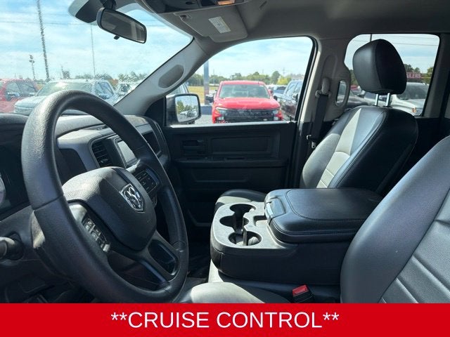 2022 RAM 1500 Classic Tradesman Quad Cab 4x2 6'4' Box