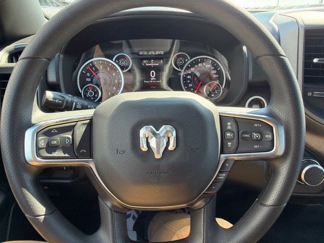 2027 RAM Ram 1500 RAM 1500 EXPRESS QUAD CAB 4X2 6'4' BOX