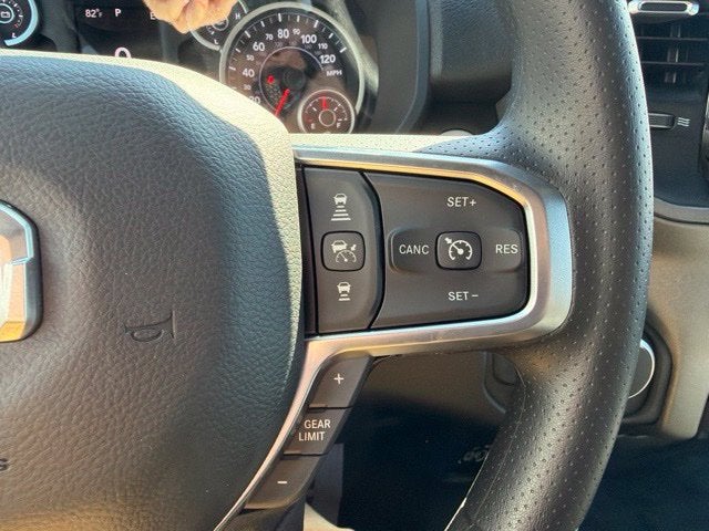 2027 RAM Ram 1500 RAM 1500 EXPRESS QUAD CAB 4X2 6'4' BOX