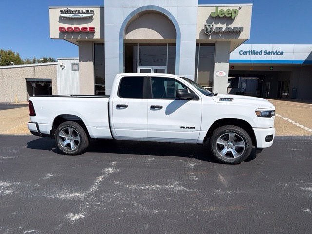 2027 RAM Ram 1500 RAM 1500 EXPRESS QUAD CAB 4X2 6'4' BOX