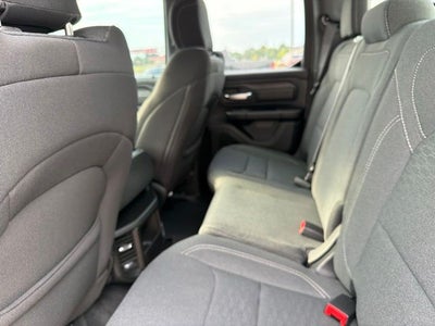 2026 RAM 1500 RAM 1500 EXPRESS QUAD CAB 4X2 6'4' BOX