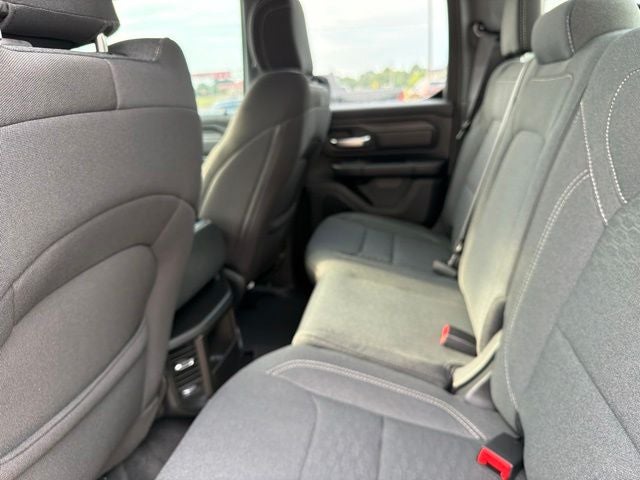 2026 RAM 1500 RAM 1500 EXPRESS QUAD CAB 4X2 6'4' BOX